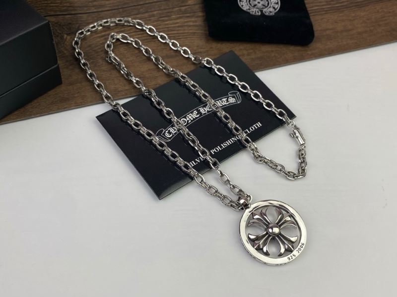 Ch*0me He**ts necklaces